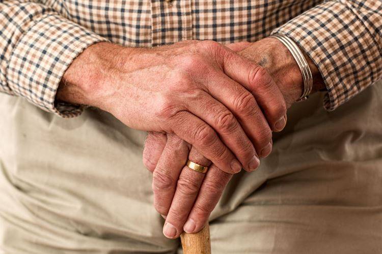 6 Alternative Therapy Tips for Arthritis